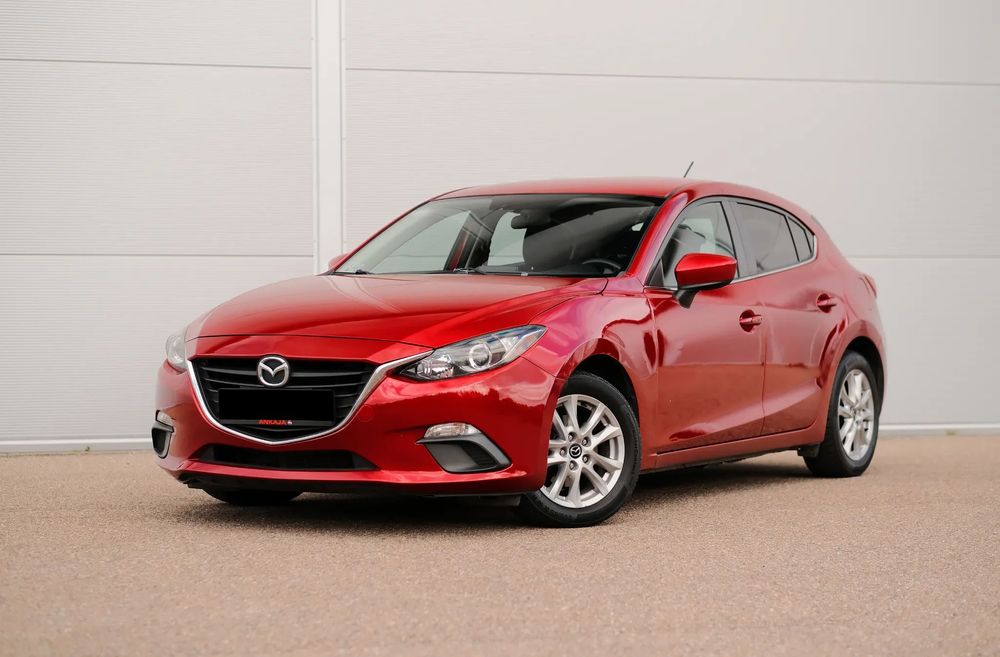 Mazda 3 Mazda 3 i Sport / 2.0 / 165 KM / Automat /