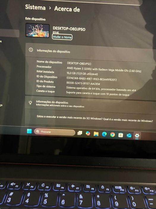 Lenovo (Ryzen 3 3200U, 16GB RAM, SSD 256GB) 14" FHD Touch