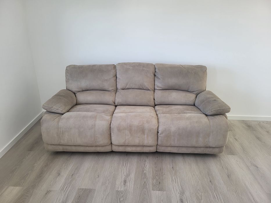 Sofa três lugares