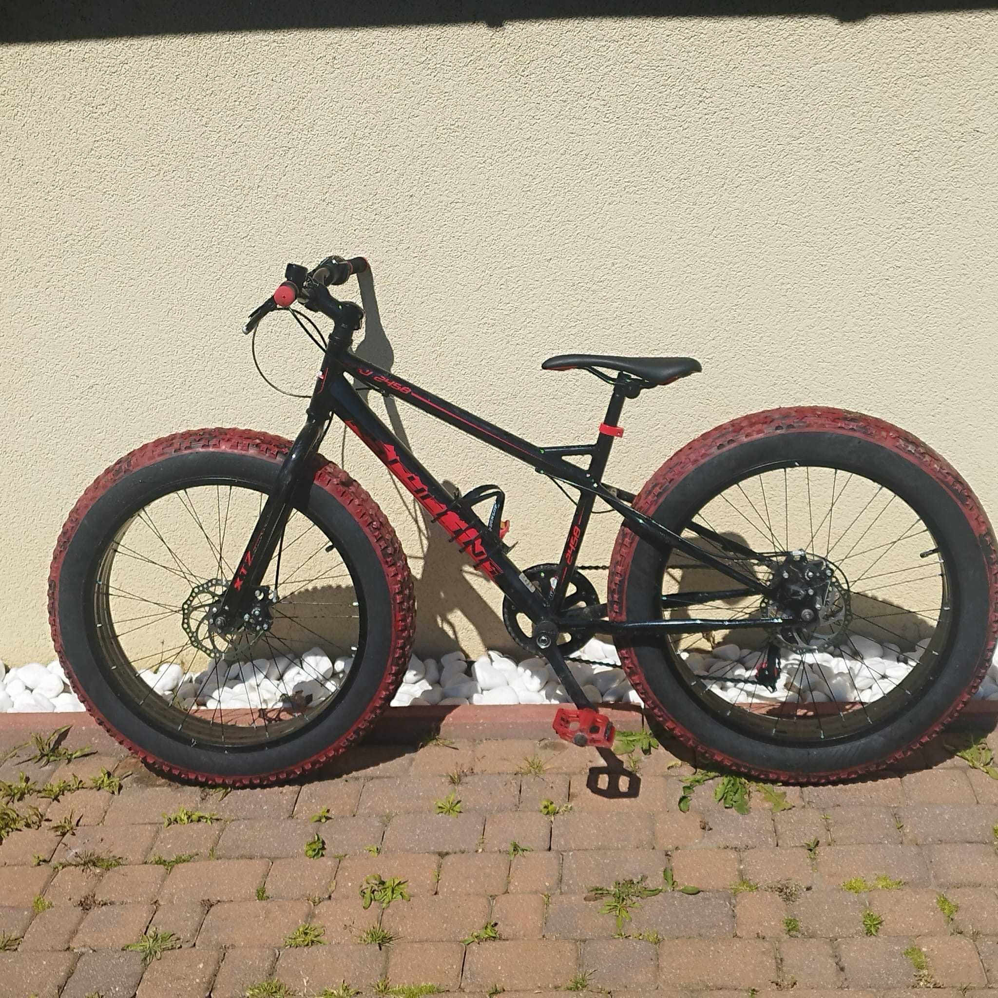 Rower dziecięcy na grubych kołach