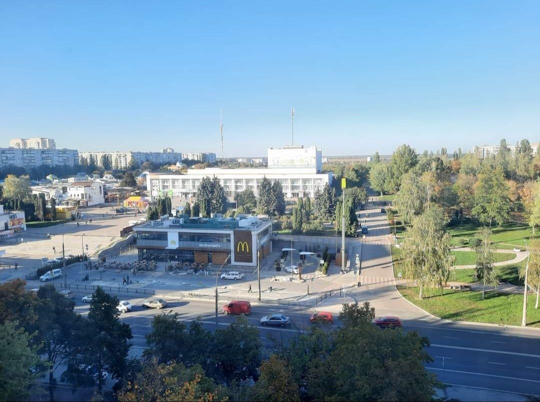 Продам 3к пр. Незалежності,Макдональдс