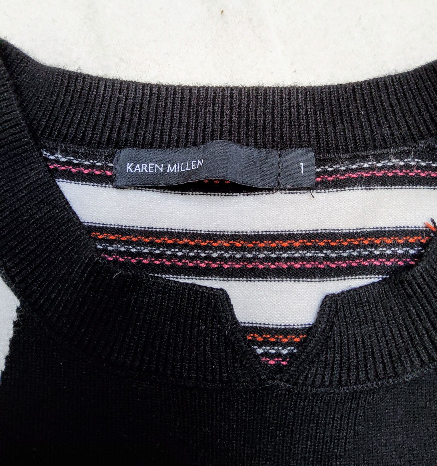 Karen Millen sweter z oryginalnym tyłem, rozmiar 34