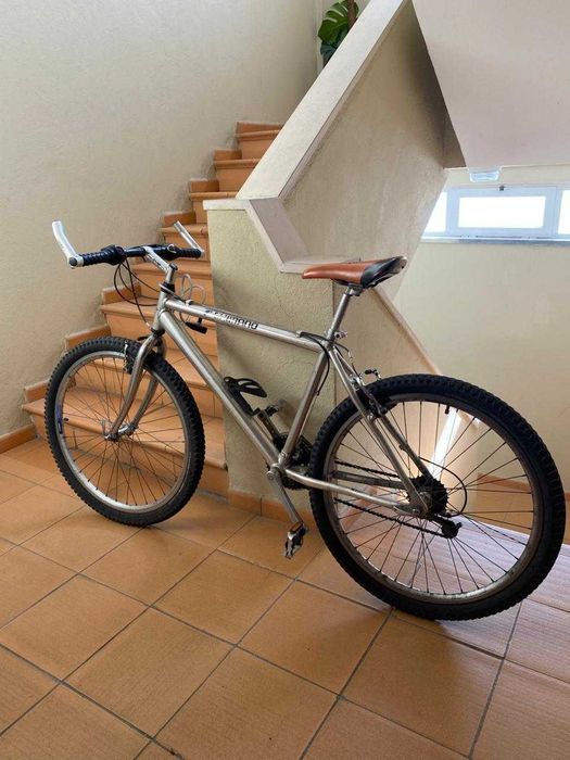 Bicicleta roda 26 Shimano aço inox