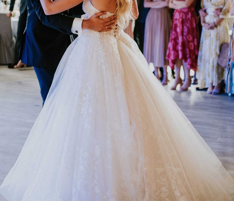 Suknia ślubna Milla Nova "LEA" z trenem