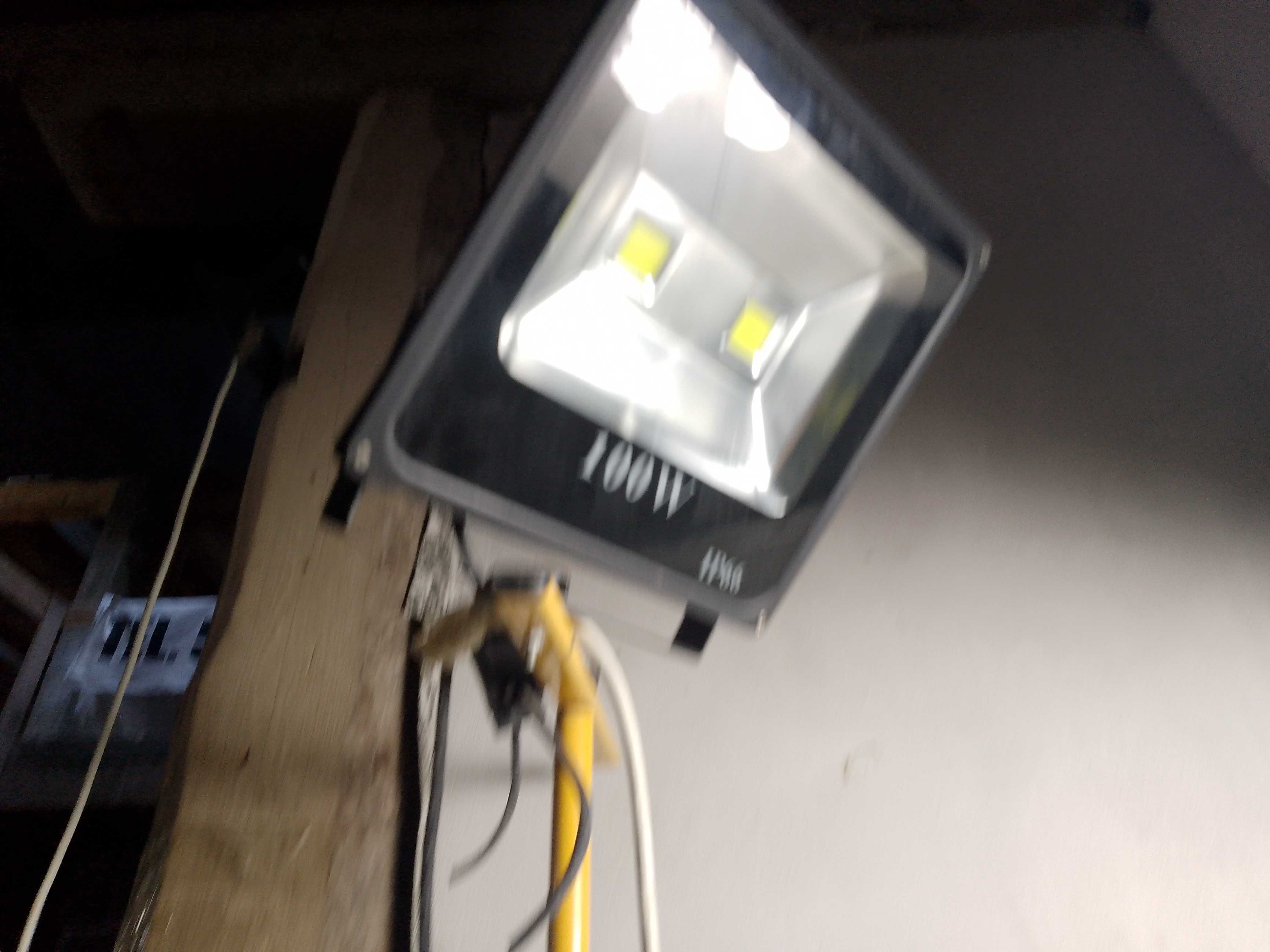 Stojak statyw 2x50W naświetlacz Lampa r HALOGEN BUDOWLANY nowy sprawny