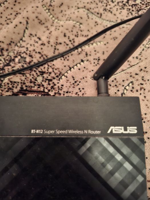 Роутер Asus RT N12
