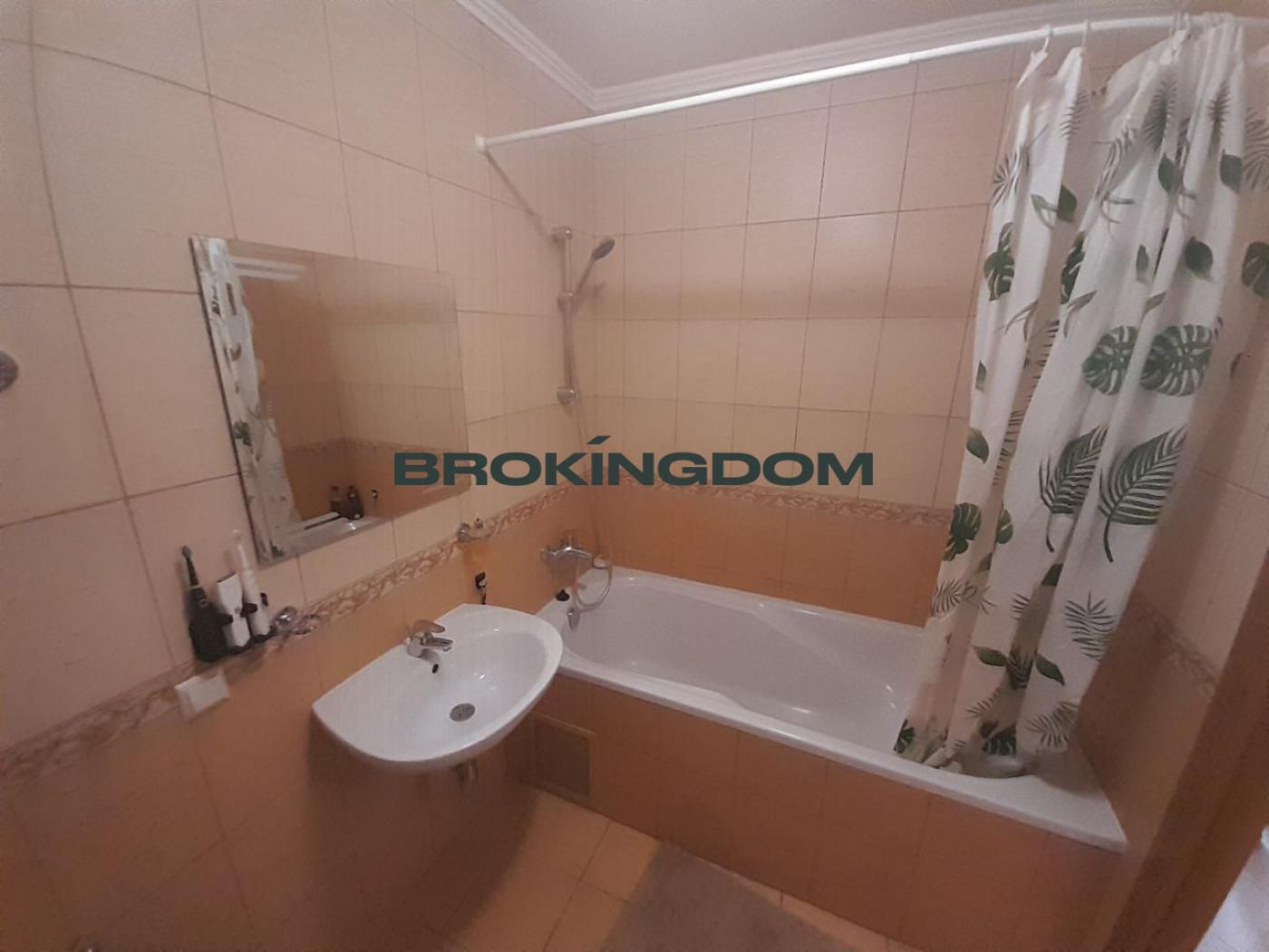 Продаж велика 1-кімн квартира, 55 м² / вул. Симоненка 2-б, / Бровари
