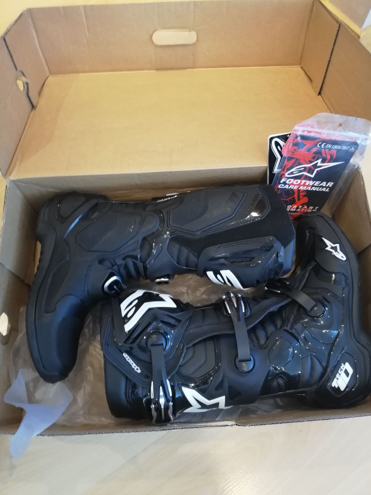 Botas Alpinestars tech 10