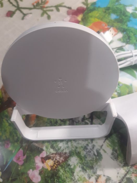 Бездротовий зарадний пристрій