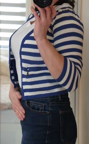 Biało-niebieski, krótki kardigan / sweter w paski, Reserved, S (36)