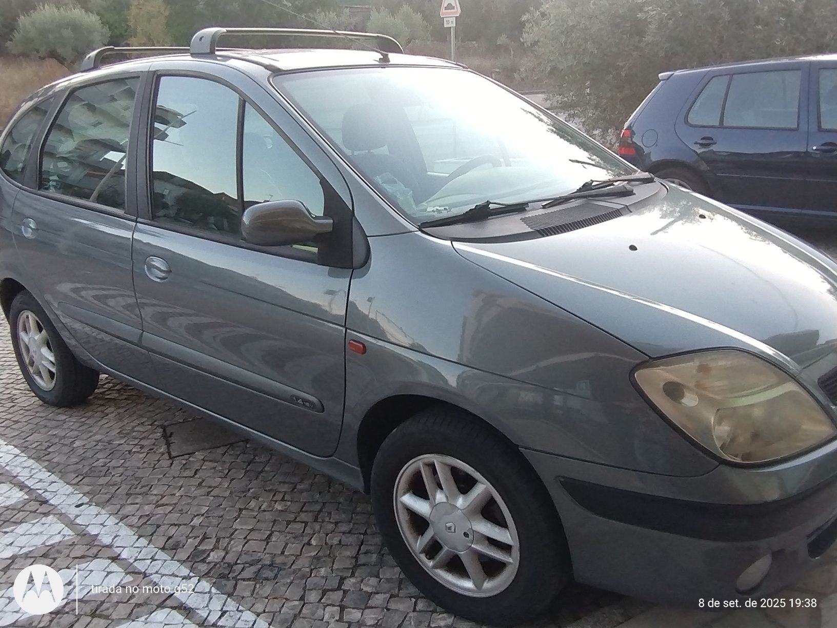 Renaut Senic " nada pra fazer