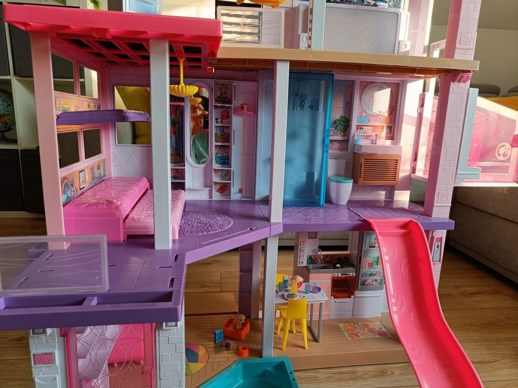 Domek Barbie DREAMHOUSE Deluxe