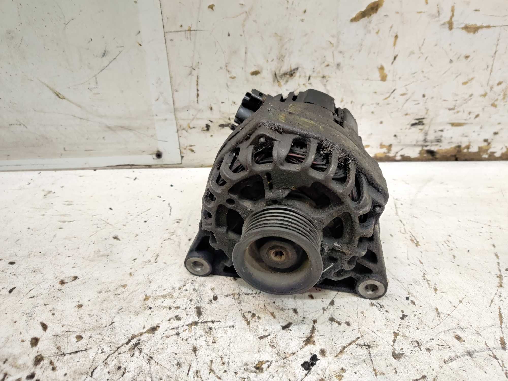 Peugeot 206 1.4 B Alternator