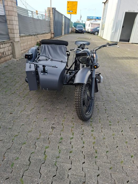 Sprzedam motocykle Dniepr 11