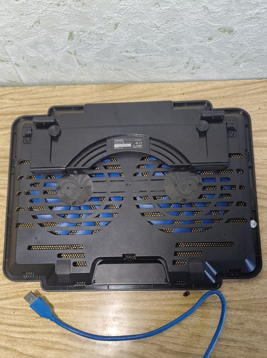 Охлаждающая Подставка для ноутбука