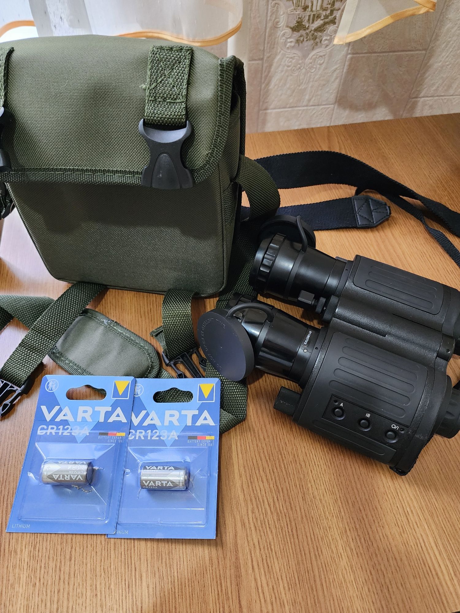 Бинокль  Night  Scout