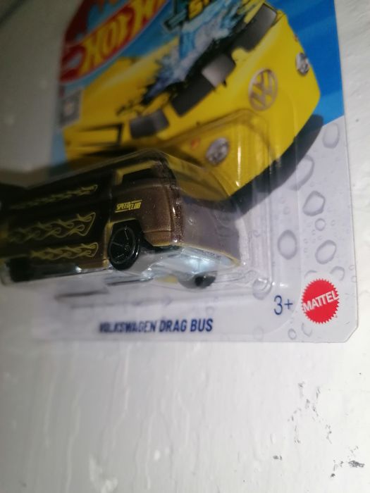 Hot Wheels Volkswagen Drag Bus color shifter