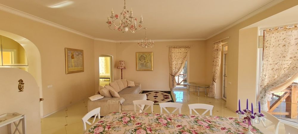 Довгострокова Оренда чудового будинку Лісова буча