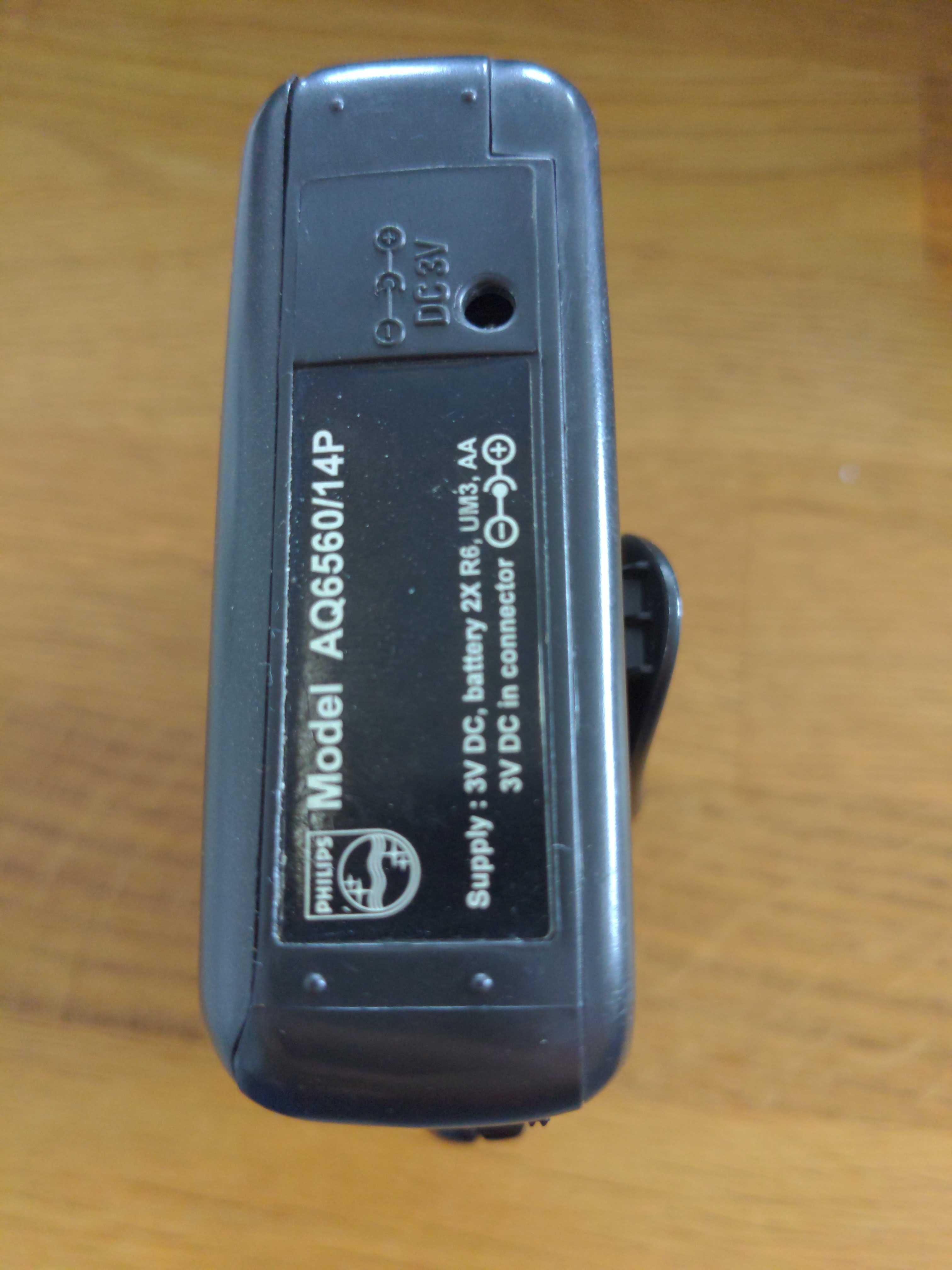 Walkman Philips AQ6560 z radiem