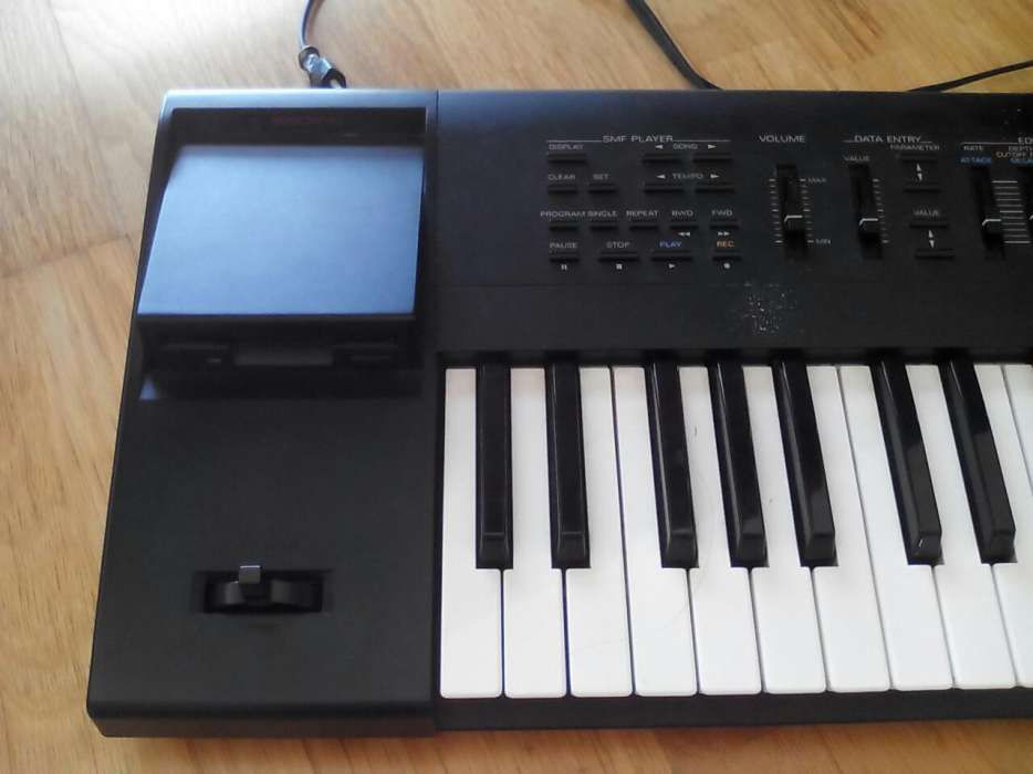 Sintetizador / teclado roland jv50