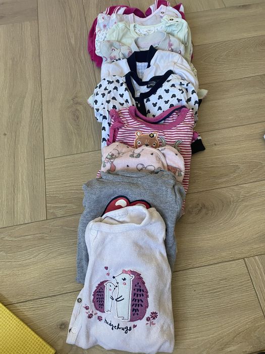 Ubranka dziecięce od urodzenia