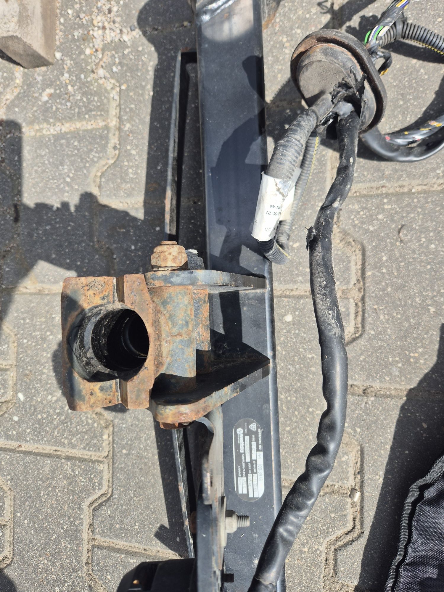 Opel insignia a hak holowniczy
