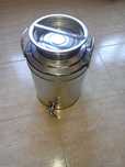 Recipiente de aço inox, 25 litros, tampa hermética