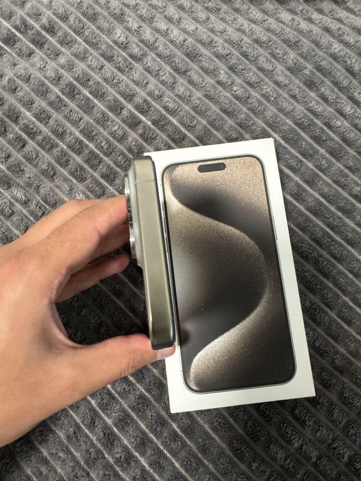 15 Pro Max / 256 gb / Natural Titan / 15 Про Макс (Новый практически)