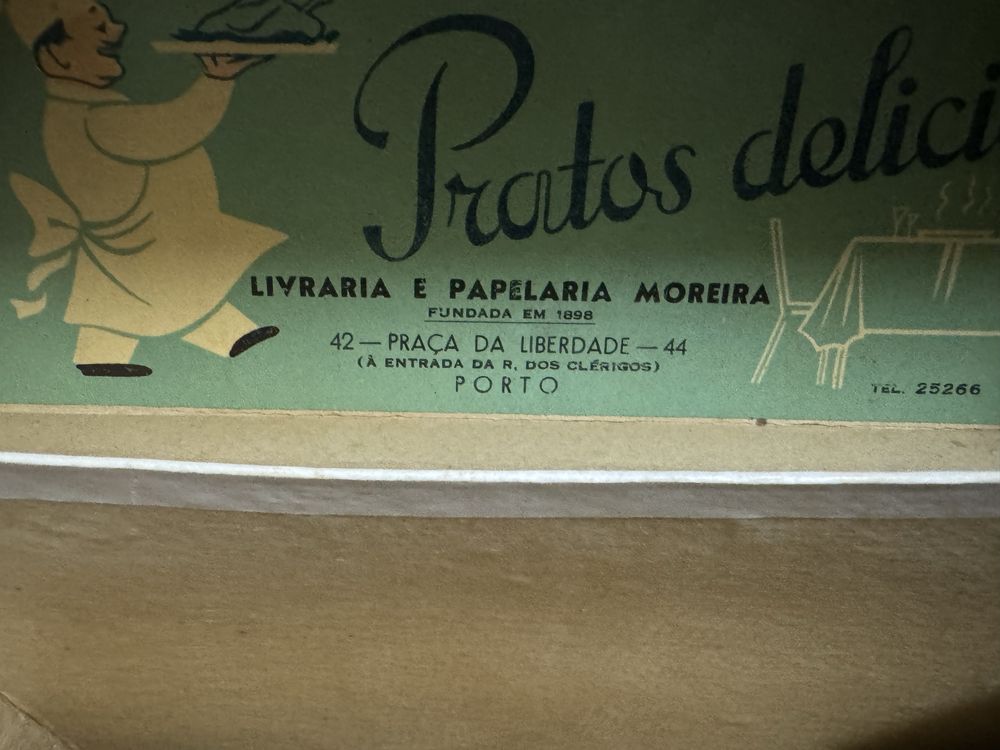 Caixa com receitas antigas