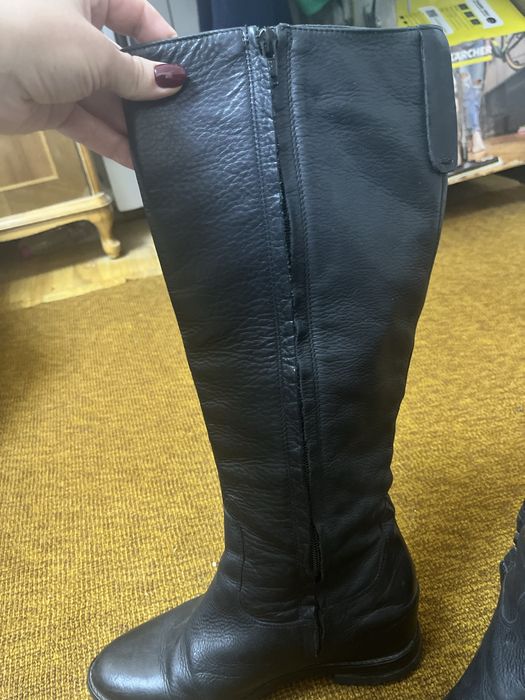 Чоботи шкіряні жіночі