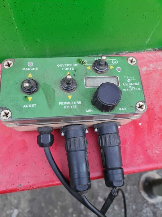 Rozrzutnik obornika Coutand