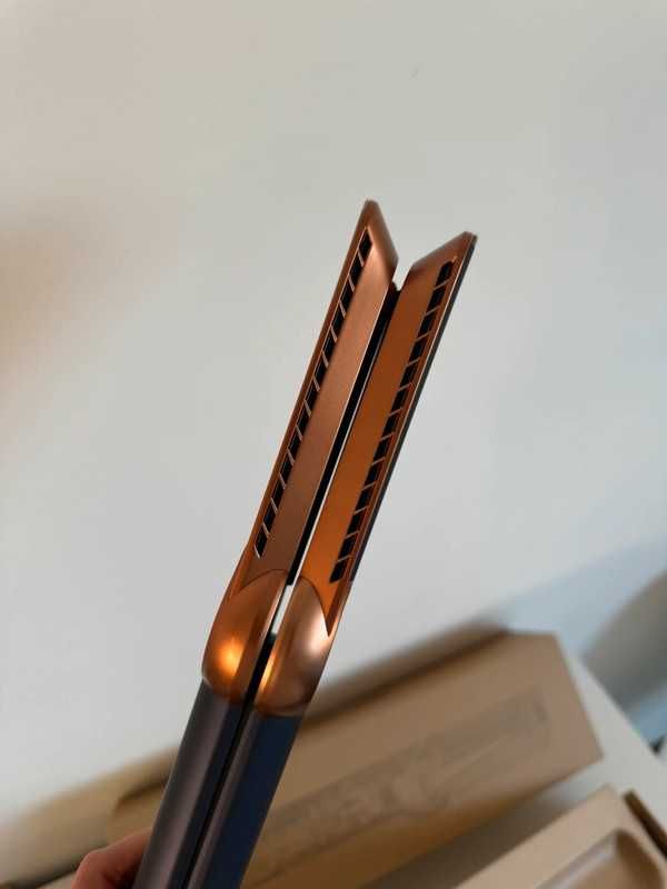 Sprzedam|DYSON|Airstrait HT01|Nowy| Nieużywany| Gwarancja