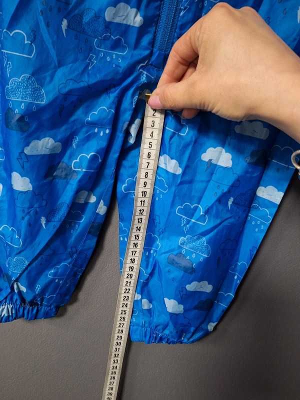 Kombinezon przeciwdeszczowy cienki niebieski 18-24 miesiące na deszcz
