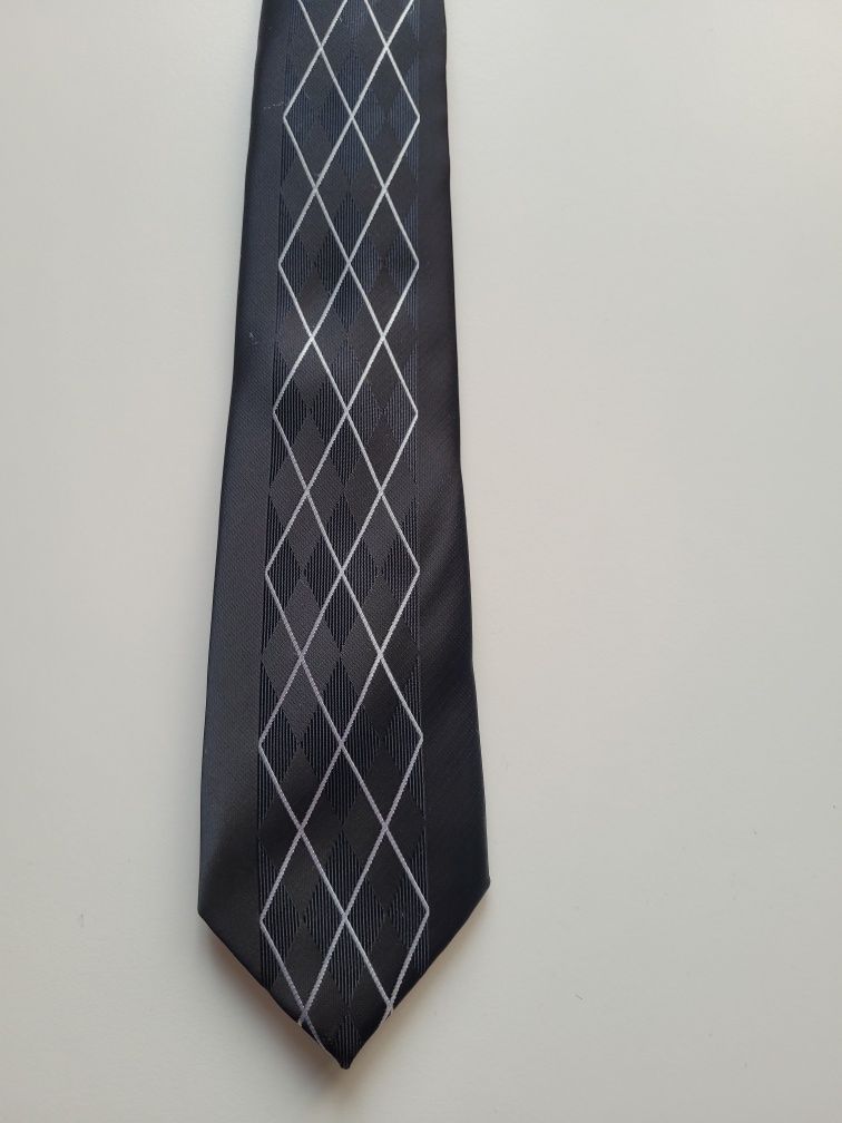 Krawat męski czarny w białe wzorki