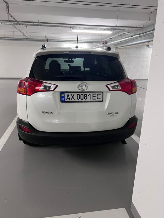 Продам автівку TOYOTA RAV 4