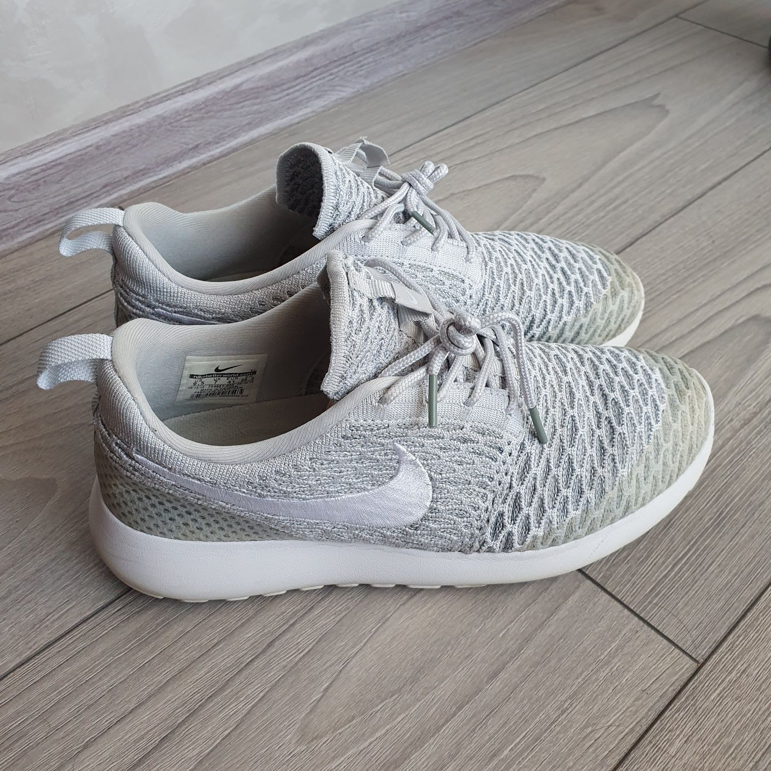 Nike Roshe run grey