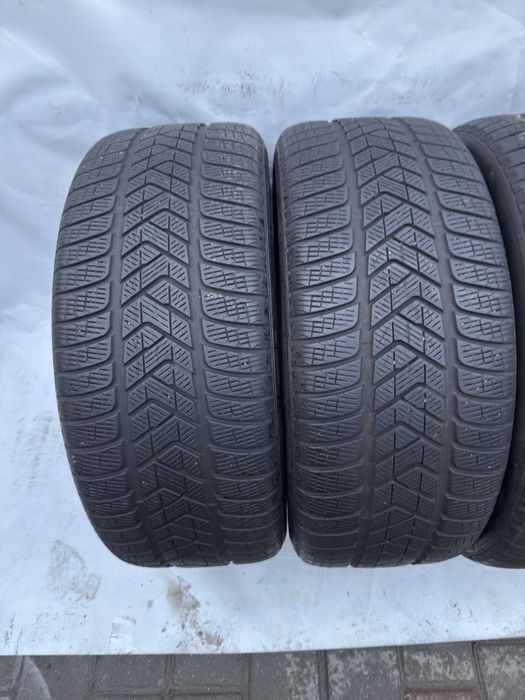 Колеса/резина/гума 255/50R19 Pirelli