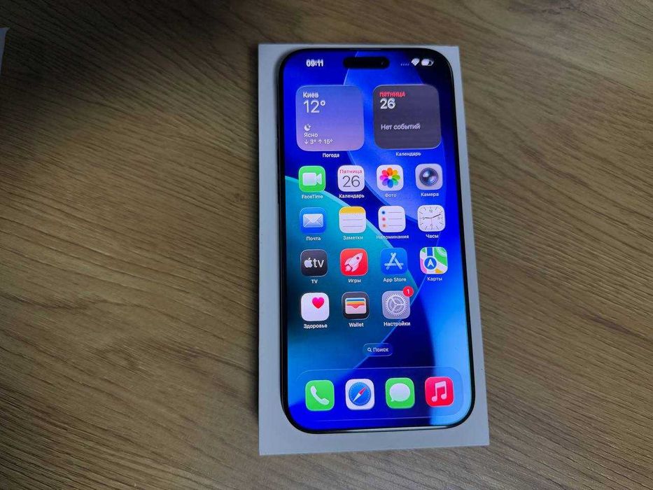 Смартфон Apple iPhone 16 Pro Max 256GB Black Официал Комфи Гарантия