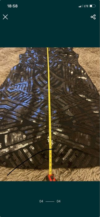 Нарядное платье с паетками