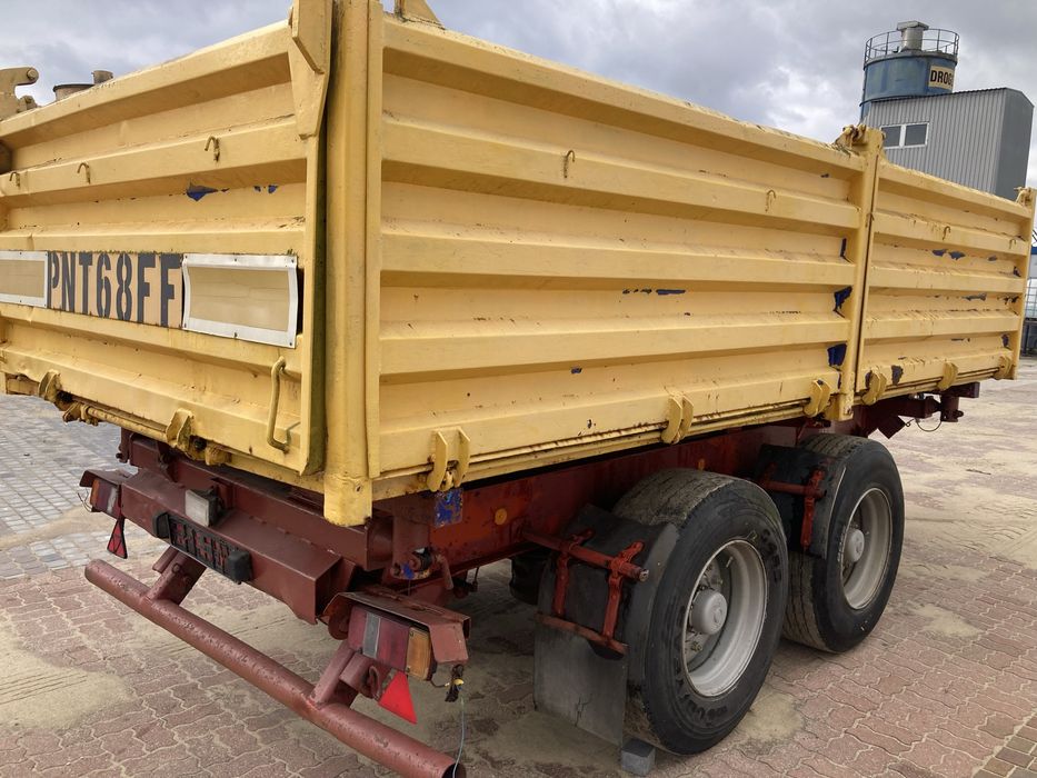 Przyczepa wywrotka 3 str tandem 2 osiowa