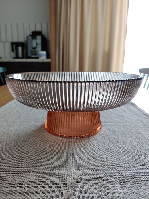 Patera/misa Jysk szkło ryflowane szaro-różowa