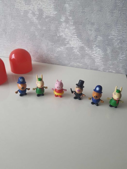 Свинка Пеппа из чупа чупс киндер chupa chups