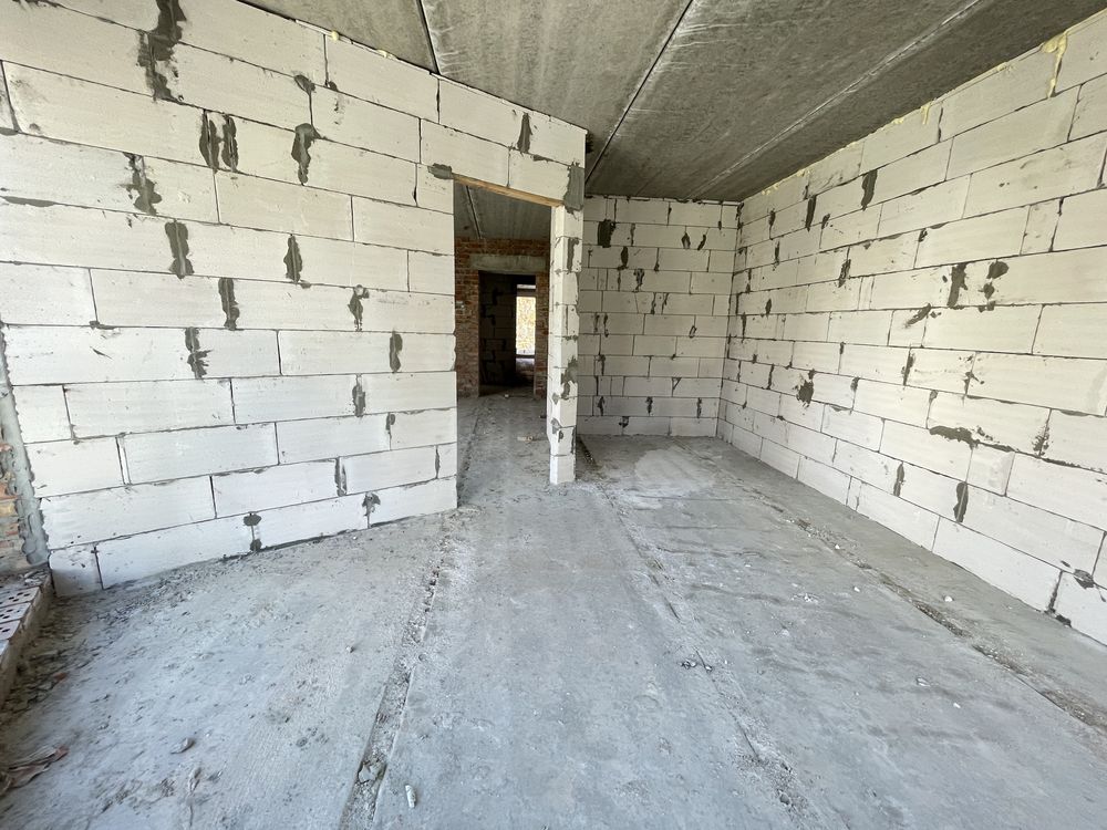 Продаж 1 кімнатної квартири поруч з парком