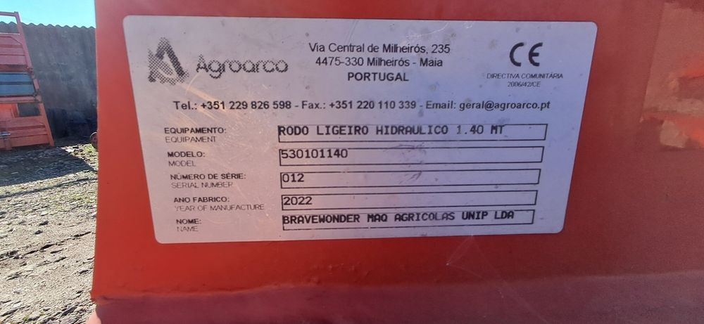 Pa niveladora / Rodo Agroarco hidraulico 1,40