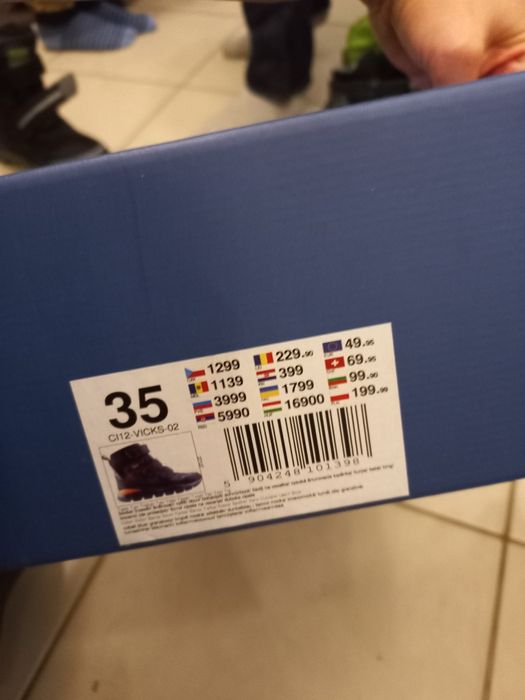 Buty zimowe rozm 35 twisty