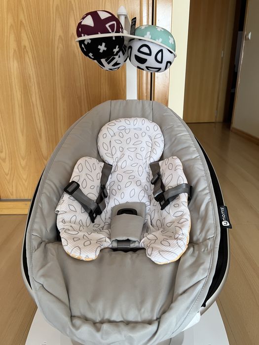 Espreguiçadeira 4Moms Mamaroo 5 com redutor