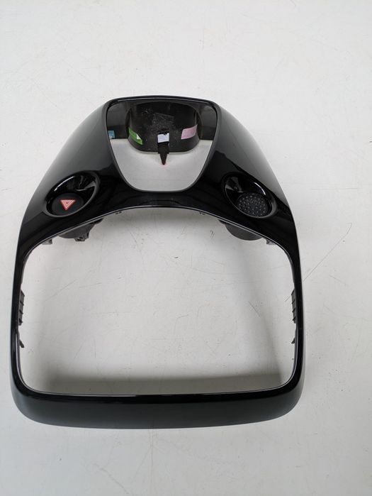 Ramka konsoli Citroen C1 II Toyota Aygo Peugeot 108 panel środkowy