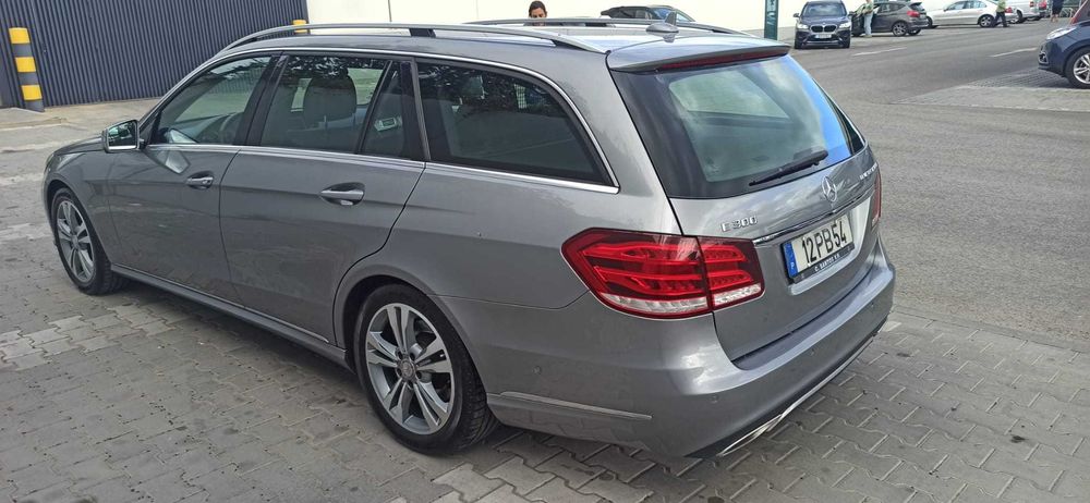 Mercedes-Benz E 300 Bluetec Hybrid
