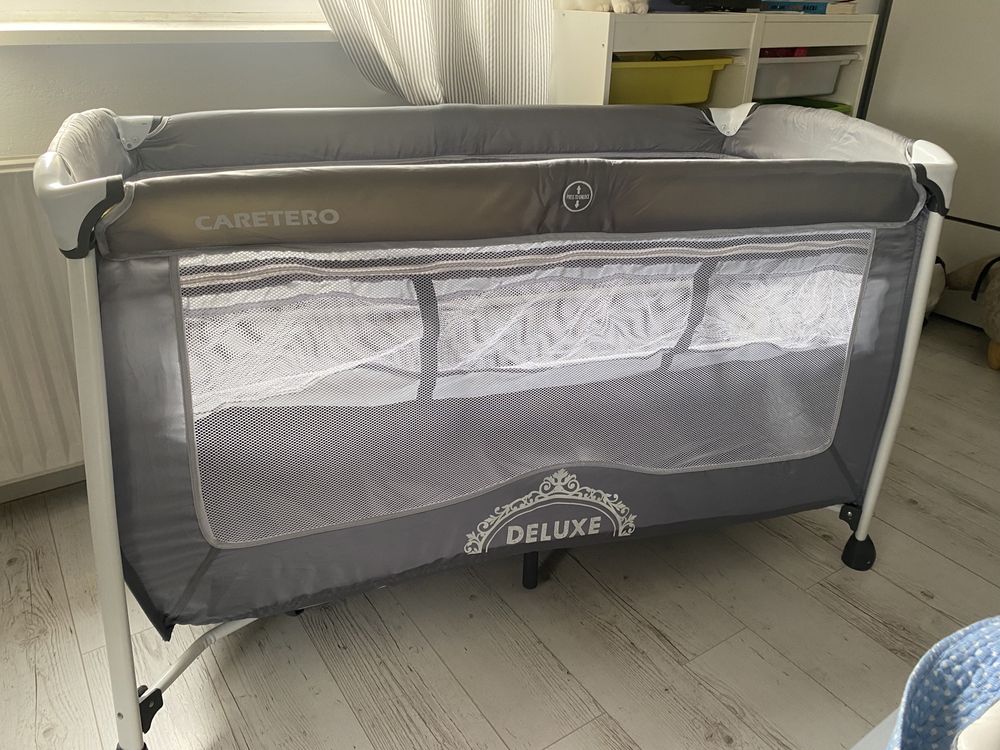 Łóżeczko turystyczne Caretero Deluxe