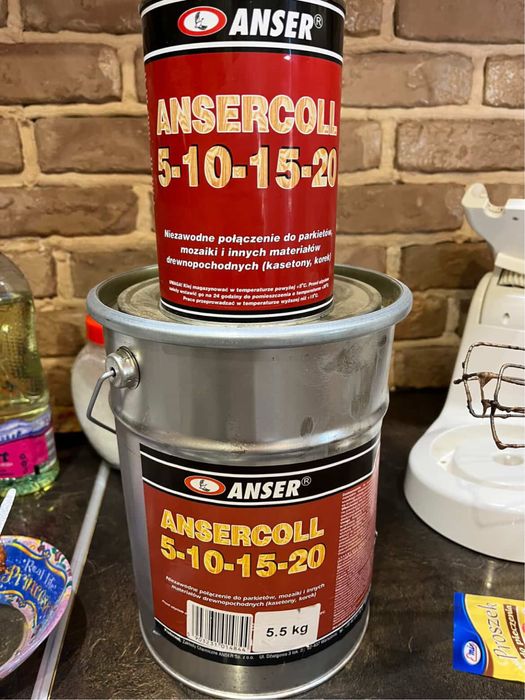 Клей до паркету на каучуковій основі.